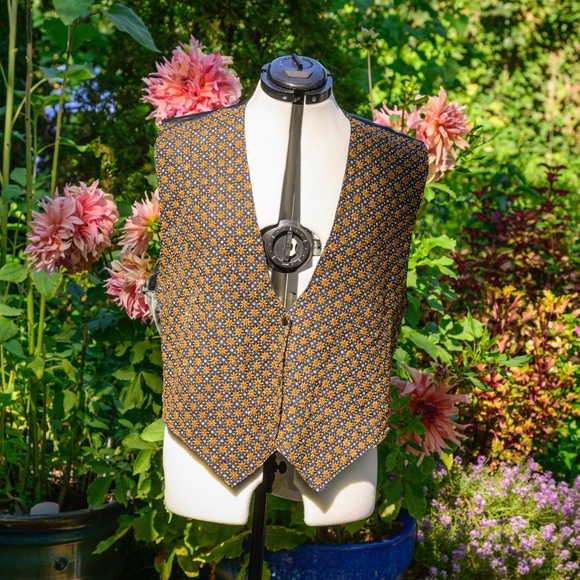 Everywear Vtg Vest: glass-bead (Unisex) 1970s